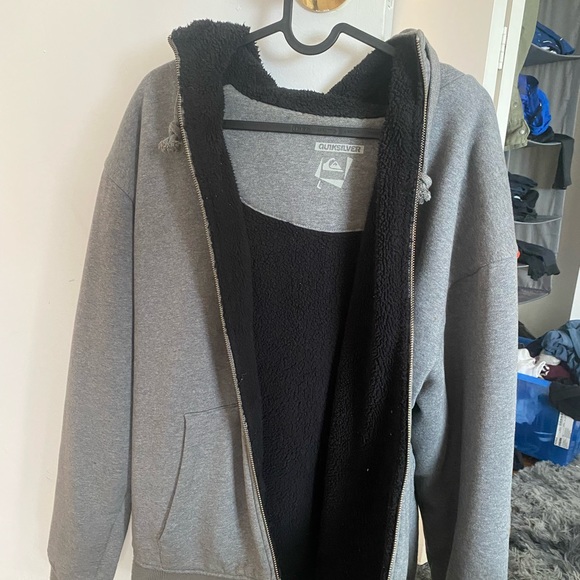 Quicksilver Men Large sweatshirt - Picture 3 of 3